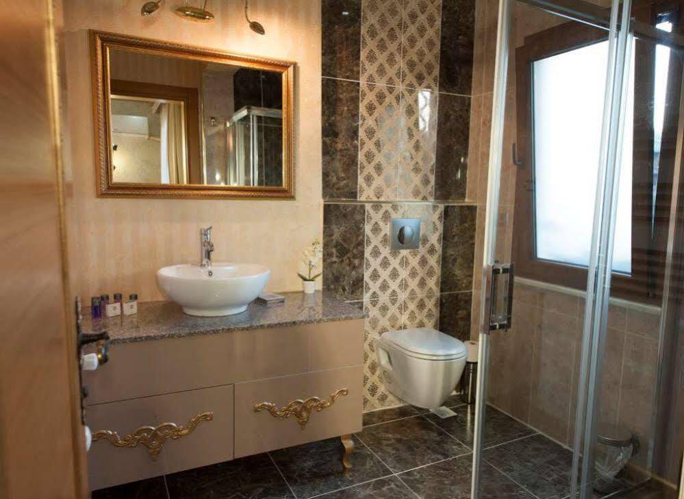 Egemen Hotel Сапанджа Екстериор снимка